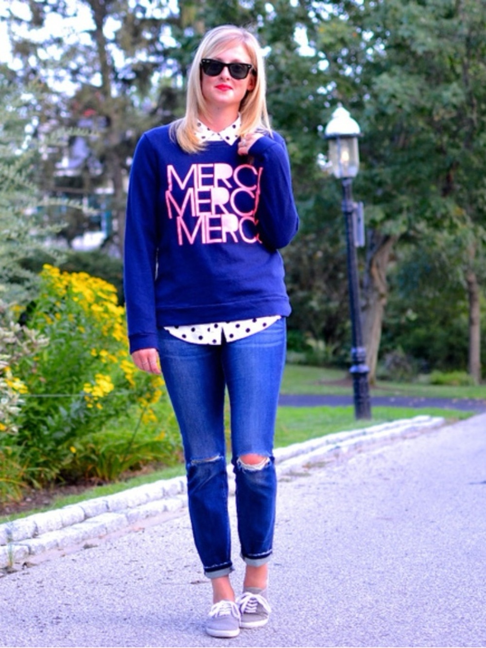 J Crew Navy Blue  'Merci' Graphic Pullover Sweatshirt SZ XL